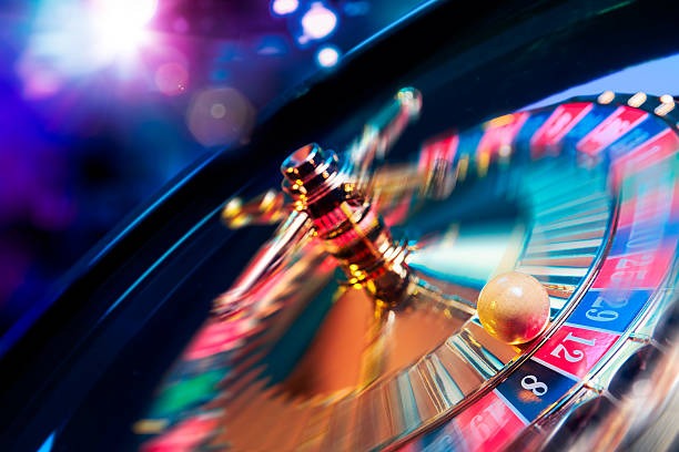 thirty-one platform interface showing sportsbook, live-dealer, and slot game sections